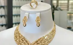 طقم ذهب