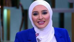 الفنانة هلا رشدي