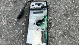 جهاز راديو آيكوم انفجر في لبنان - صورة من مواقع التواصل