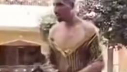 شاب يجبر على لبس بدلة رقص