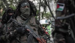 مقاتلون من كتائب عز الدين القسام، الجناح العسكري لحركة حماس