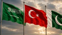 أعلام السعودية وتركيا وباكستان