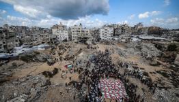 تشييع جماعي لـ110 فلسطينيين بعد انتشال رفاتهم من تحت الأنقاض