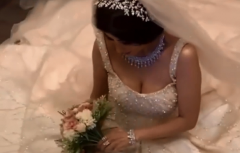 الفنانة العمانية زارا البلوشي