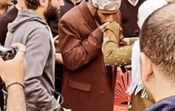 محمد رمضان والمعجبة