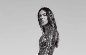 الفنانة نايا