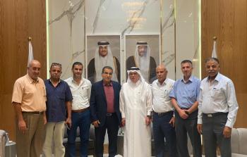 خلال الاجتماع