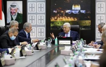 الرئيس محمود عباس يترأس جلسة مجلس الوزراء