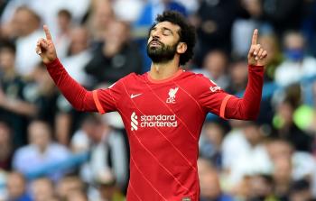 صلاح يجدد عقده مع ليفربول