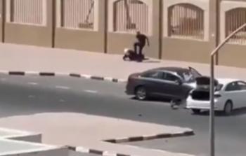 لحظة الاعتداء بالشارع