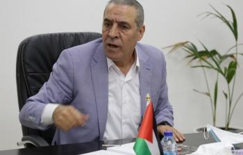 وزير الشؤون المدنية، عضو اللجنة المركزية لحركة “فتح”، حسين الشيخ، حسين الشيخ