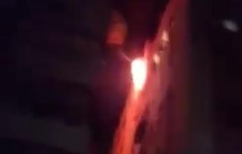 حريق بشقة سكنية في برج الصالحي بالنصيرات وسط غزة