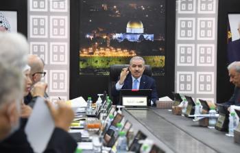 الدكتور محمد اشتية رئيس الوزراء الفلسطيني
