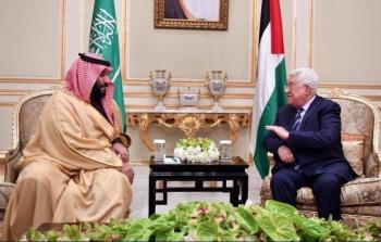 ولي العهد السعودي يناقش مع 