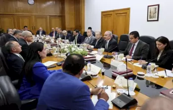 رئيس الوزراء الفلسطيني خلال لقاء رجال اعمال مصريين