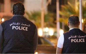 تفاصيل مروعة.. زوجان يعذبان طفلهما بالماء الساخن وأعقاب السجائر