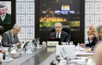 الدكتور محمد اشتية رئيس الوزراء الفلسطيني