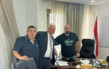 معالجة علاوات المقاولين العاملين في المشاريع المصرية