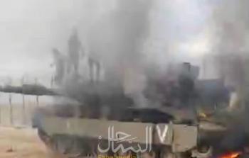دبابة محترقة