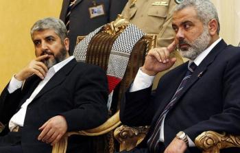 خالد مشعل (يسار) وإسماعيل هنية،GETTY IMAGES