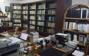 مكتبة الدكتور محمود عساف