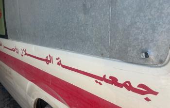 استهداف سيارة إسعاف تابعة للهلال الأحمر الفلسطيني