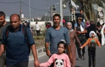 نزوح المواطنين من منازلهم في غزة