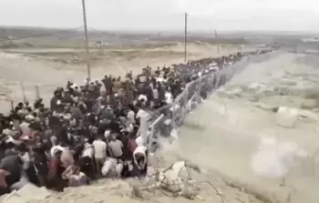 توزيع المساعدات الإنسانية