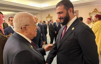 الرئيس الفلسطيني محمود عباس والسوري الشرع