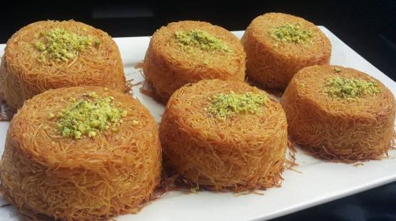 "كب كيك" كنافة