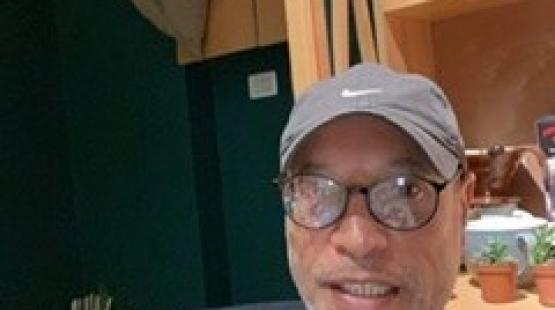 الصحفي نبيل عبد الرازق