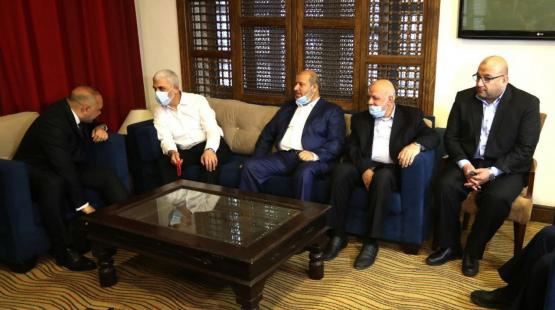 قيادة حماس في استقبال مدير المخابرات المصرية .