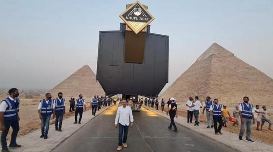 نقل مركب الملك خوفو