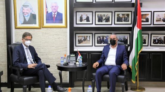 خلال اللقاء