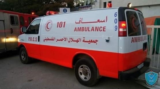 سيارة اسعاف تابعة للهلال الأحمر الفلسطيني