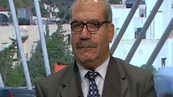 الكاتب عمران الخطيب 