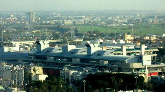 محطة الحافلات المركزية في تل أبيب