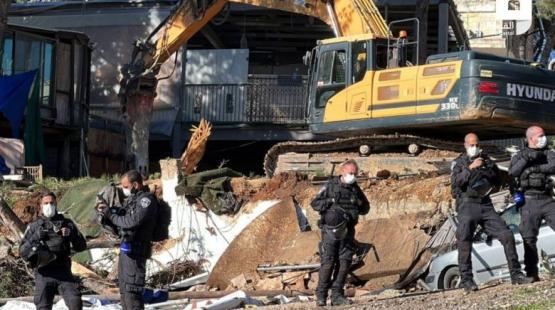 جرافات الاحتلال الاسرائيلية