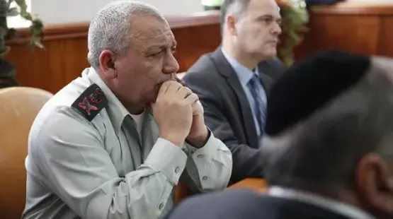 رئيس أركان الجيش الإسرائيلي السابق الوزير في المجلس الوزاري الحربي الحالي غادي إيزنكوتAFP