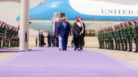 ترامب ومحمد بن سلمان في زيارة سابقة