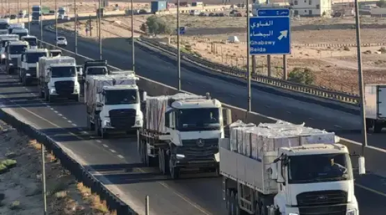 شاحنات المساعدات