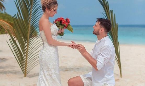 صور المؤثره الروسيه وزوجها الجديد