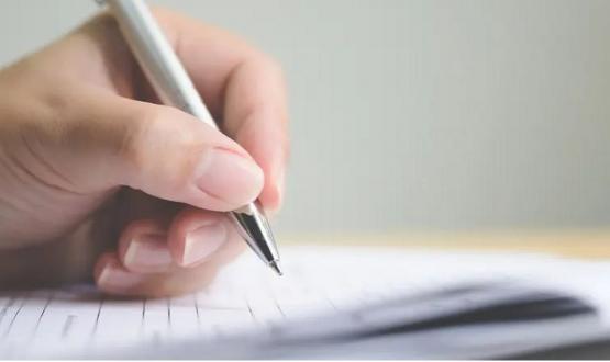 اختفاء الإجابات فجأة من ورقة امتحان
