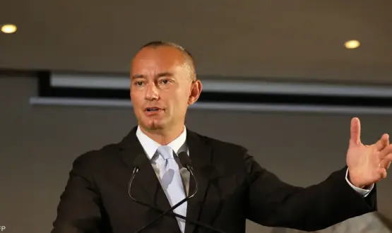 نيكولاي ملادينوف