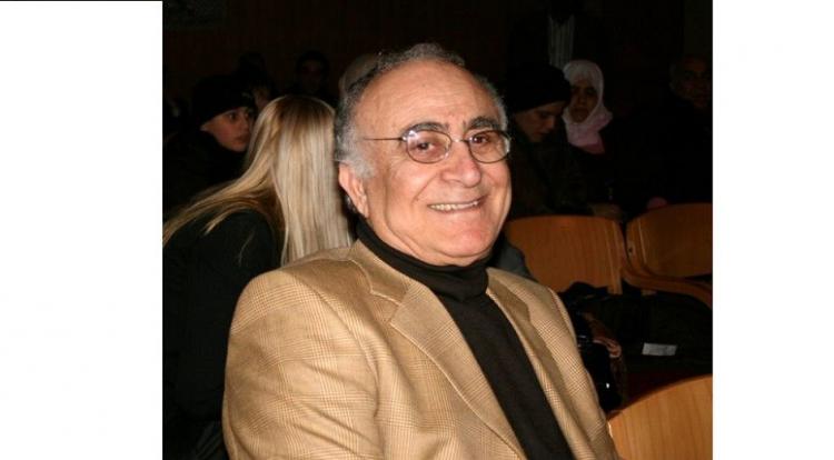 الكاتب أحمد دغلس