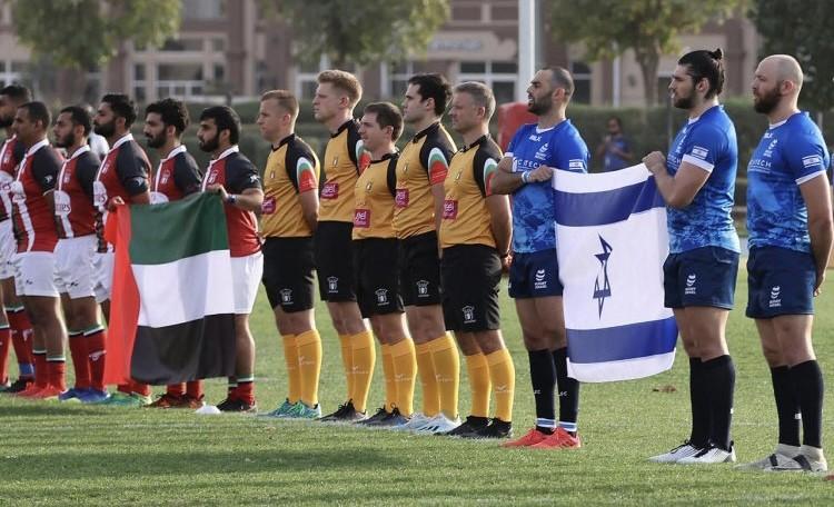 الفريقان قبل المباراة