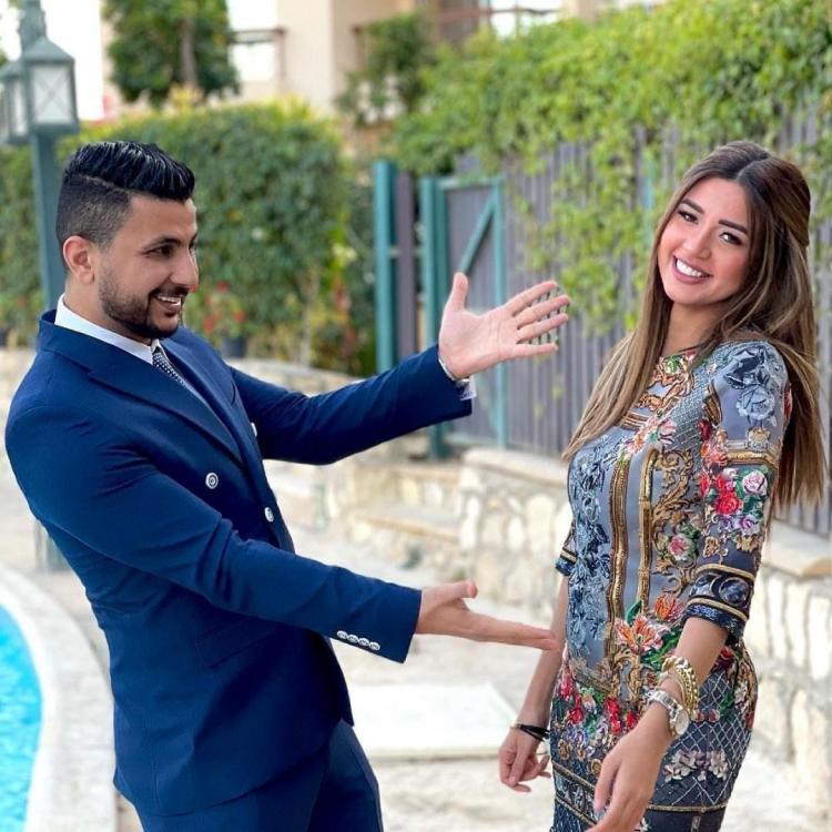 علي غزلان وخطيبته