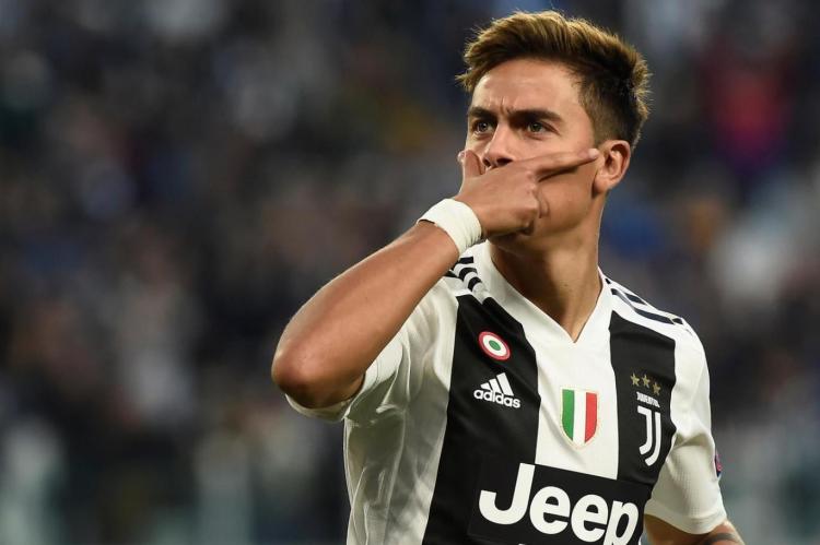 اللاعب الأرجنتيني بنادي اليوفينتوس باولو ديبالا