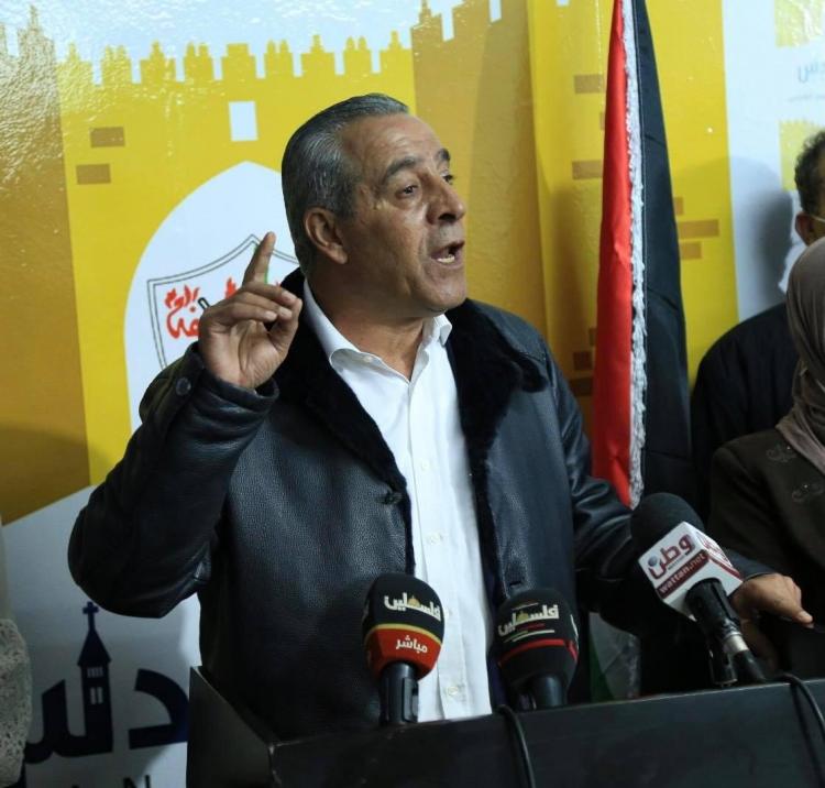 ‏عضو اللجنة المركزية لحركة فتح.jpg
