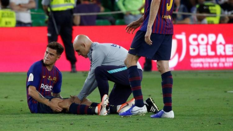 إصابة لاعب برشلونة فيليب كوتيونيو